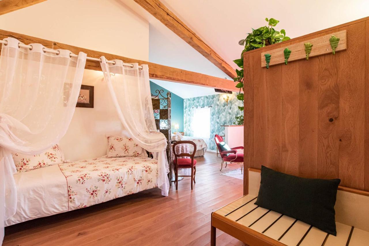 Hotel Les Nuits Du Pastelier Teulat Esterno foto